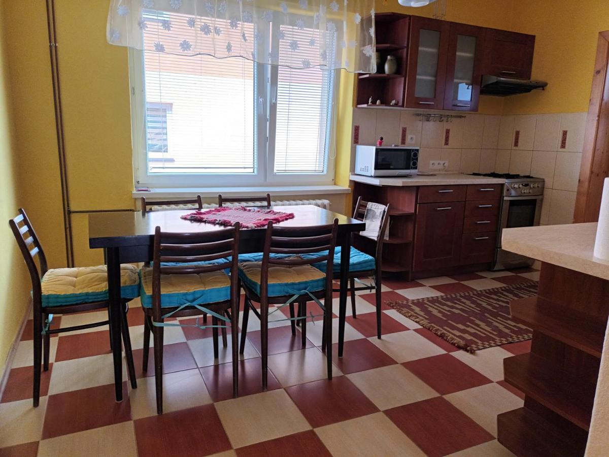 Apartman U Anny Štrba Екстериор снимка